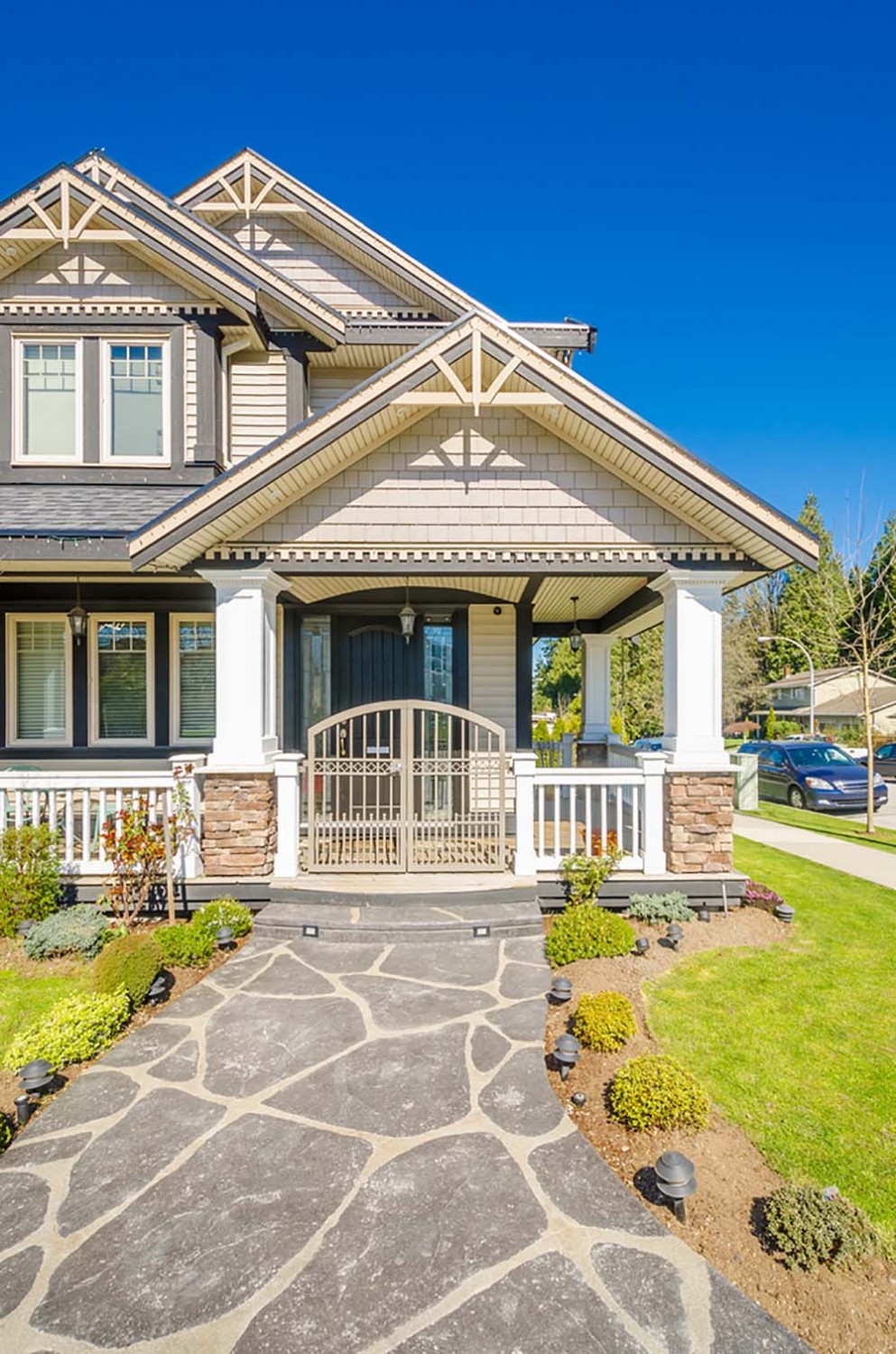 37 Inspiring Front Yard Landscaping Ideas